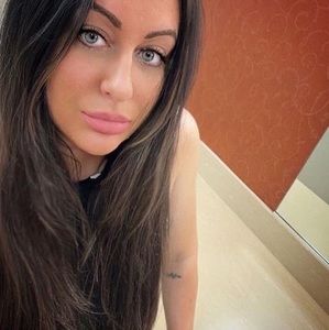 Meet your Posher, Paulina